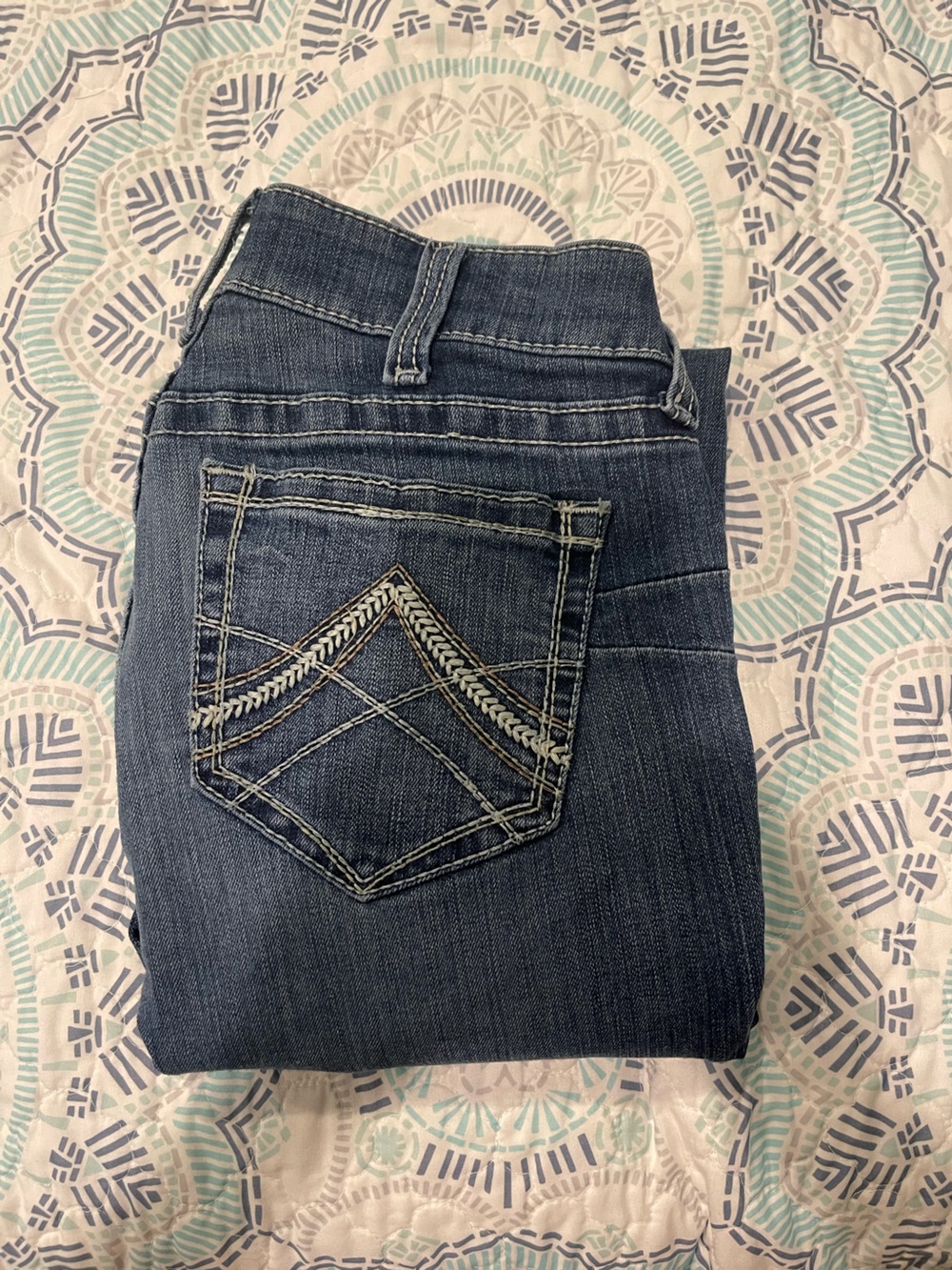 Ariat Women's Dark Blue Denim Jeans with Embroidered Pocket